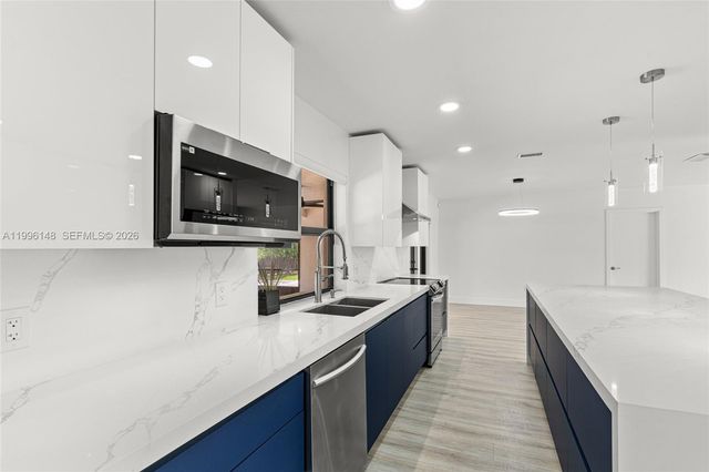 10625 SW 79th Pl, Miami, FL 33156