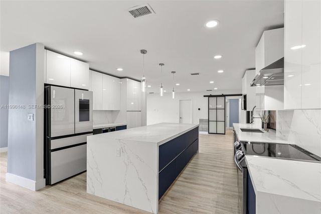 10625 SW 79th Pl, Miami, FL 33156