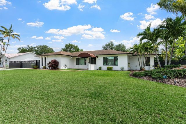 10625 SW 79th Pl, Miami, FL 33156
