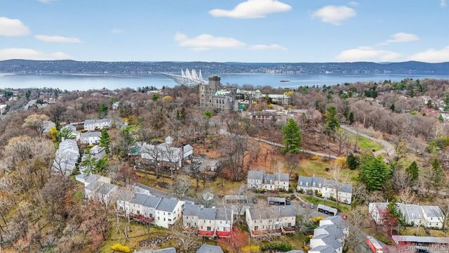 452 Carrollwood Drive, Tarrytown, NY 10591