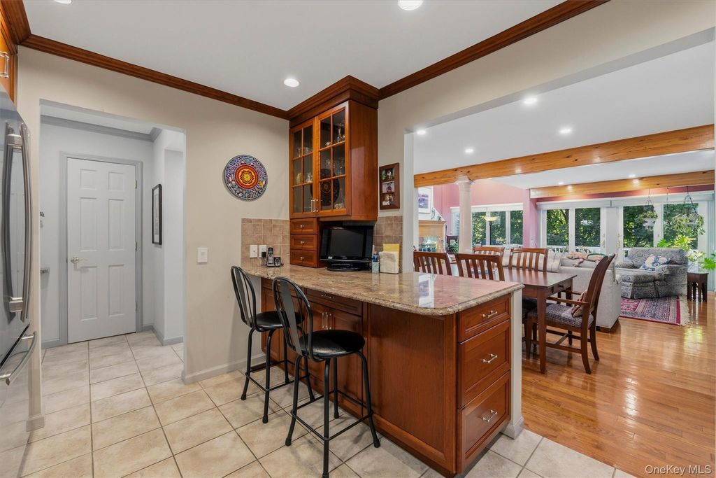 452 Carrollwood Drive, Tarrytown, NY 10591 — photo 5