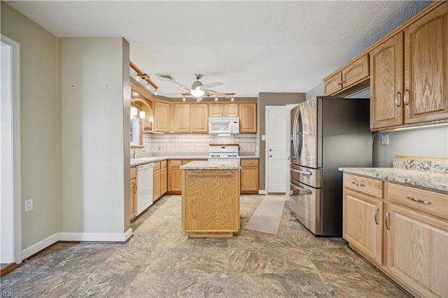 256 Hill Prince RD, Virginia Beach, VA 23462