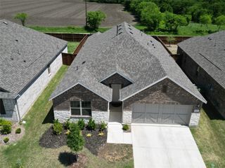 2624 Rambling Road, Celina, TX 75009