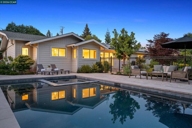 1219 Elmwood Dr, Walnut Creek, CA 94597
