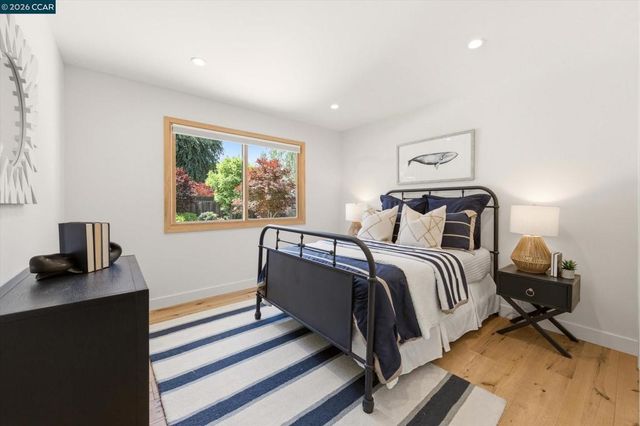 1219 Elmwood Dr, Walnut Creek, CA 94597