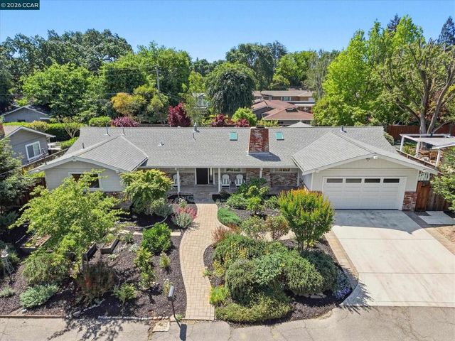 1219 Elmwood Dr, Walnut Creek, CA 94597