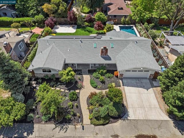 1219 Elmwood Dr, Walnut Creek, CA 94597