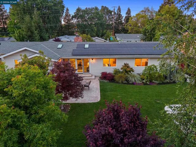 1219 Elmwood Dr, Walnut Creek, CA 94597