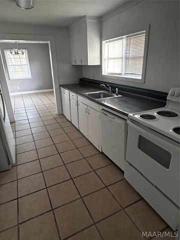 1750 Yarbrough Street, Montgomery, AL 36110