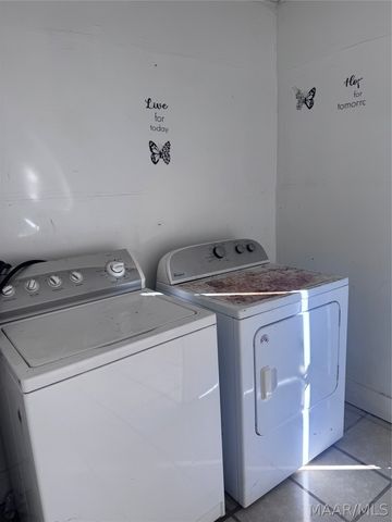 1750 Yarbrough Street, Montgomery, AL 36110