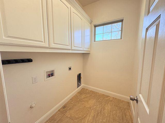 1302 Woodridge Circle, Euless, TX 76040