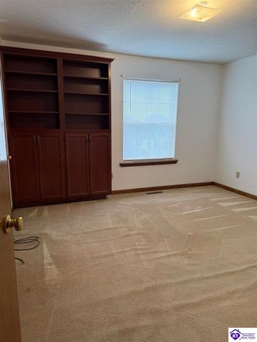 1312 Amanda Jo Drive, Elizabethtown, KY 42701