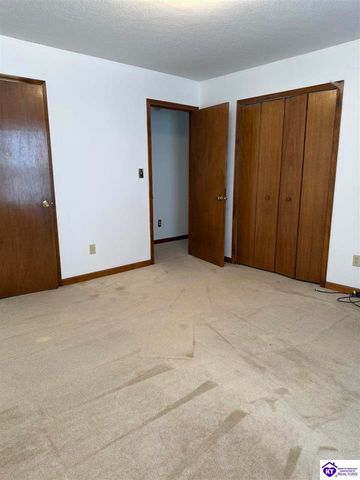 1312 Amanda Jo Drive, Elizabethtown, KY 42701