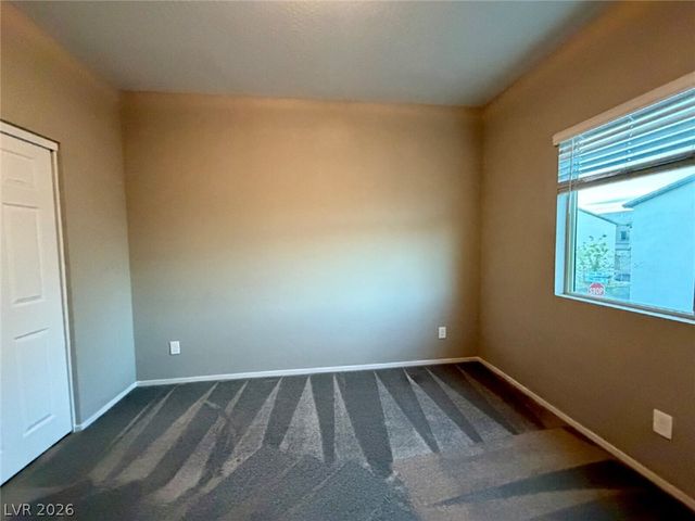 771 ESTATE COUNTRY Avenue, North Las Vegas, NV 89086