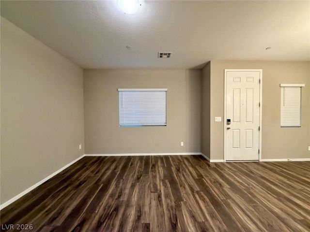 771 ESTATE COUNTRY Avenue, North Las Vegas, NV 89086