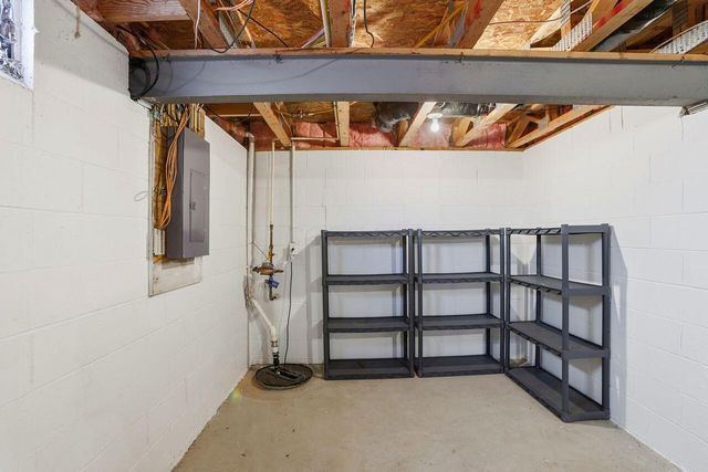 3782 Willowtree Lane, Columbus, OH 43207