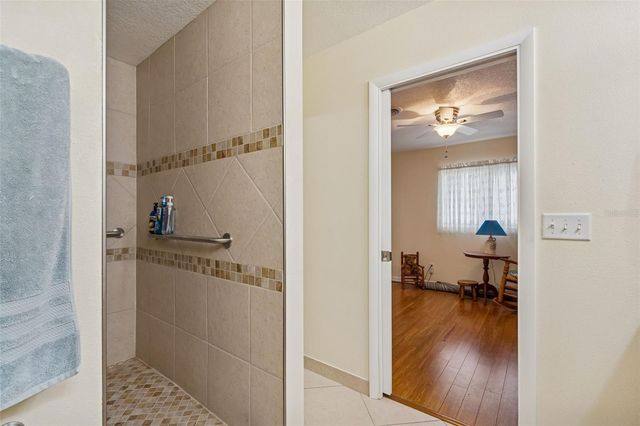 2268 INDIAN AVENUE N, Belleair Bluffs, FL 33770