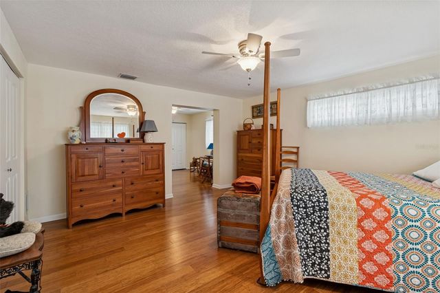 2268 INDIAN AVENUE N, Belleair Bluffs, FL 33770