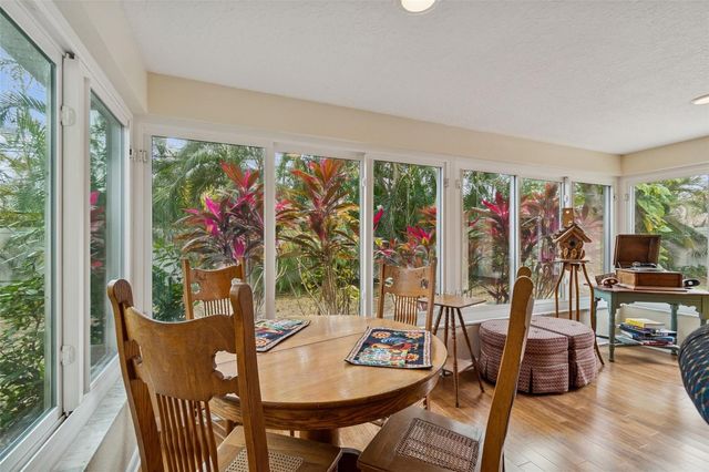 2268 INDIAN AVENUE N, Belleair Bluffs, FL 33770