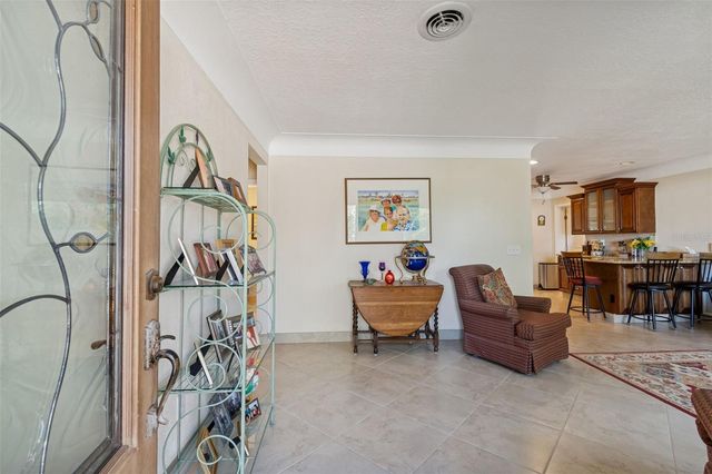 2268 INDIAN AVENUE N, Belleair Bluffs, FL 33770