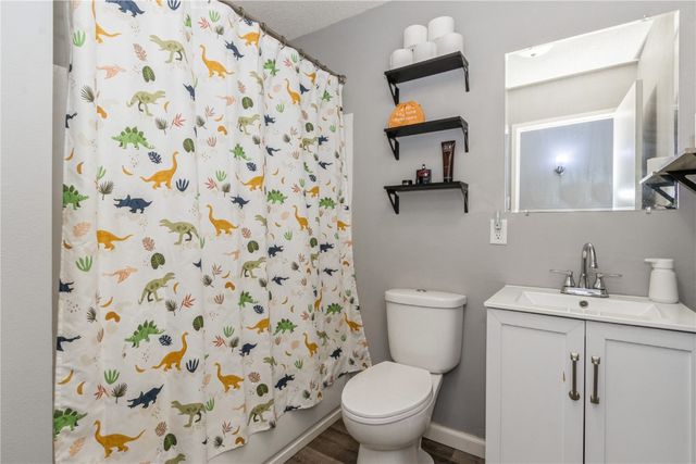 281 NW Jacolyn Drive, Cedar Rapids, IA 52405