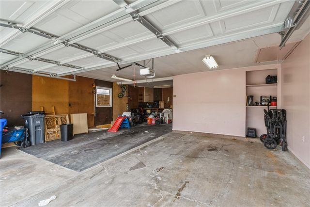 281 NW Jacolyn Drive, Cedar Rapids, IA 52405