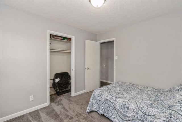 281 NW Jacolyn Drive, Cedar Rapids, IA 52405