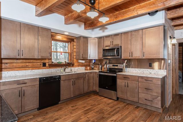 1000 Eureka Road, St Louis, MO 63025