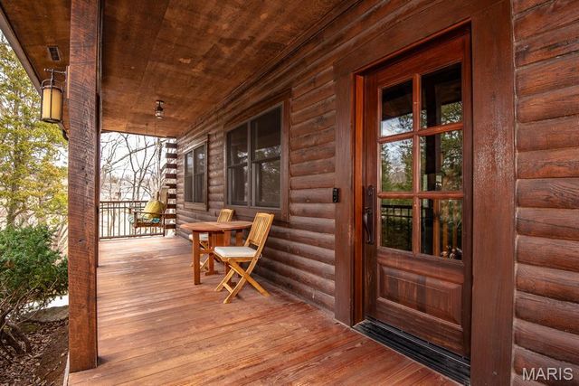 1000 Eureka Road, St Louis, MO 63025