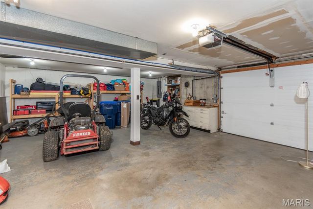 1000 Eureka Road, St Louis, MO 63025