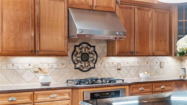 5010 Collins Lake Drive, Mableton, GA 30126