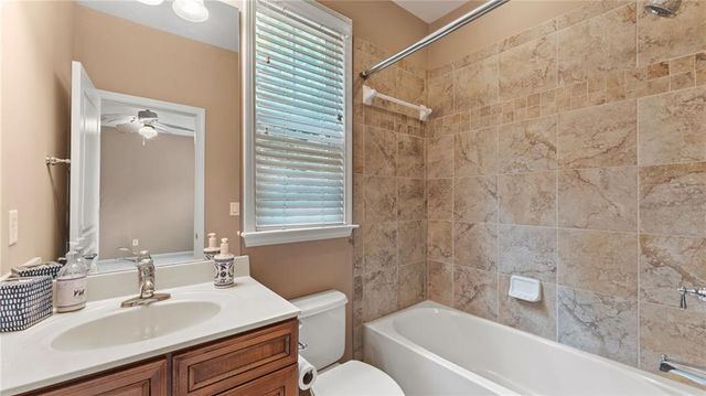 5010 Collins Lake Drive, Mableton, GA 30126