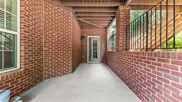 5010 Collins Lake Drive, Mableton, GA 30126