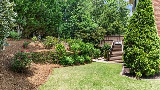 5010 Collins Lake Drive, Mableton, GA 30126