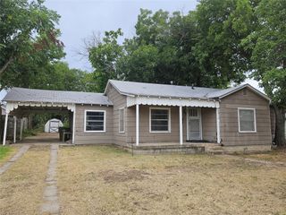 9216 Farmer Road, White Settlement, TX 76108