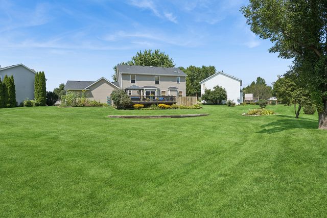 8955 Birdie Bend, Belvidere, IL 61008