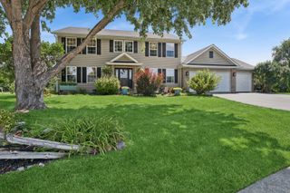 8955 Birdie Bend, Belvidere, IL 61008