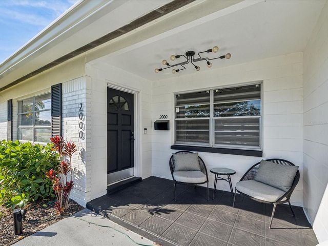 2000 57TH STREET N, St Petersburg, FL 33710