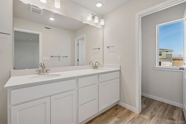 4613 N Versailles Street, Aurora, CO 80019