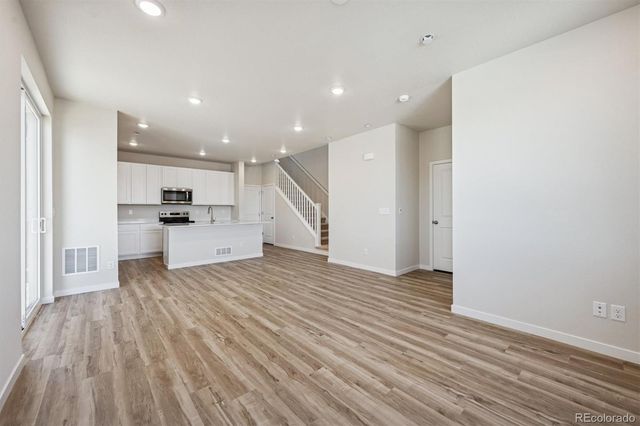 4613 N Versailles Street, Aurora, CO 80019