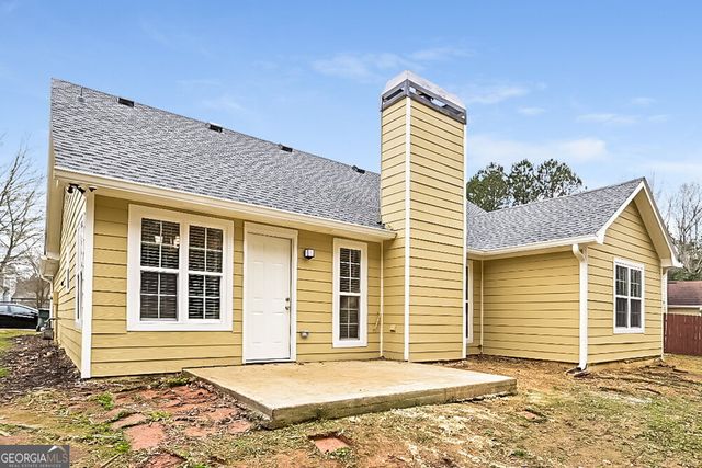 125 Gingerbread Place, Fayetteville, GA 30214