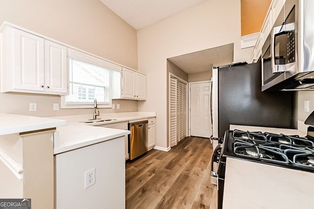 125 Gingerbread Place, Fayetteville, GA 30214