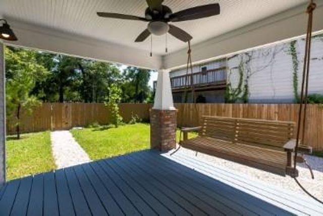 5212 Noble Street, Houston, TX 77020