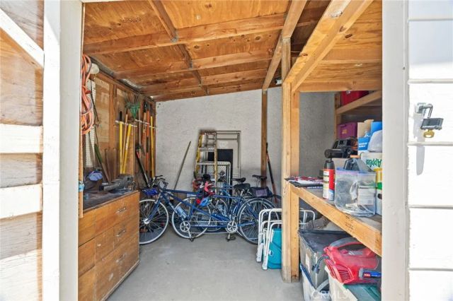 1171 Canyon View Lane, Colton, CA 92324