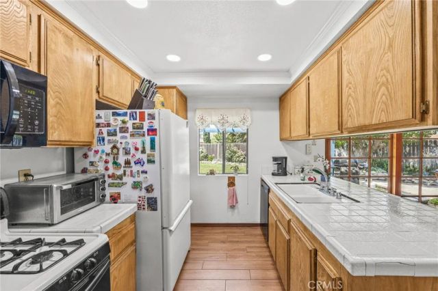 1171 Canyon View Lane, Colton, CA 92324