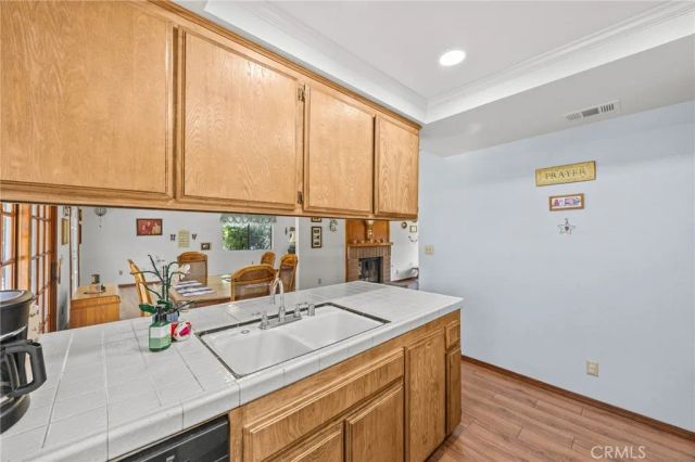 1171 Canyon View Lane, Colton, CA 92324