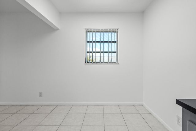 1499 NW 15th Avenue 27, Boca Raton, FL 33486