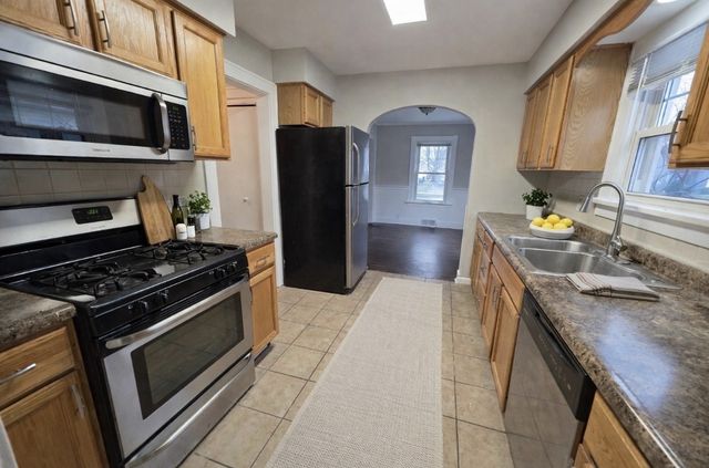 16030 Wausau Avenue, South Holland, IL 60473