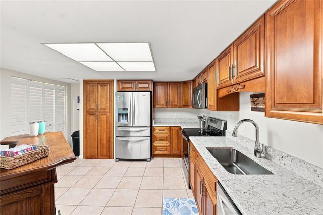 3601 S BANANA RIVER BOULEVARD A304, Cocoa Beach, FL 32931