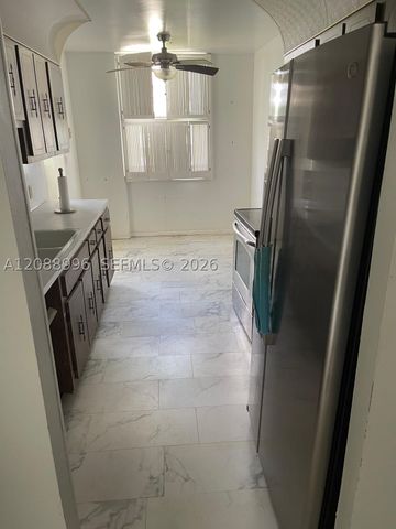 4200 Hillcrest Dr 401, Hollywood, FL 33021
